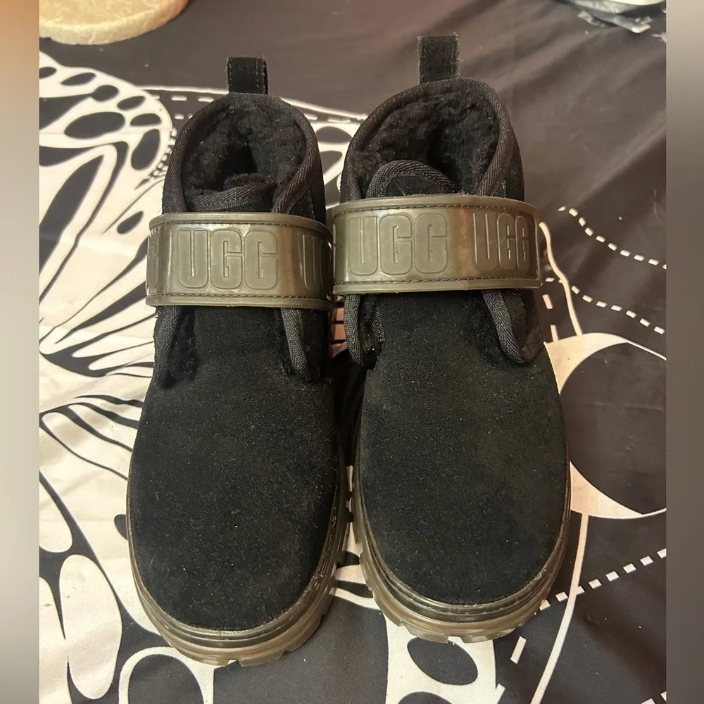 UGG NEUMEL CLEAR PLATFORM ANKLE BOOTS -BLACK SUEDE -WOMEN’S Size 6 NWOT